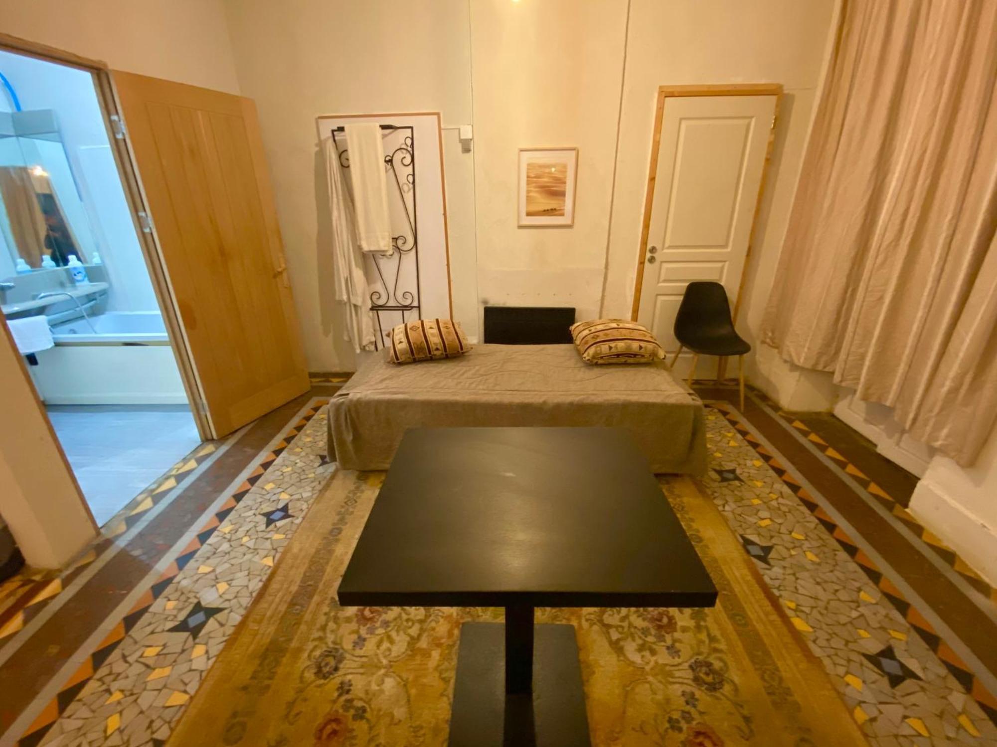 Chambres Zohra Centre Ville Decize Εξωτερικό φωτογραφία