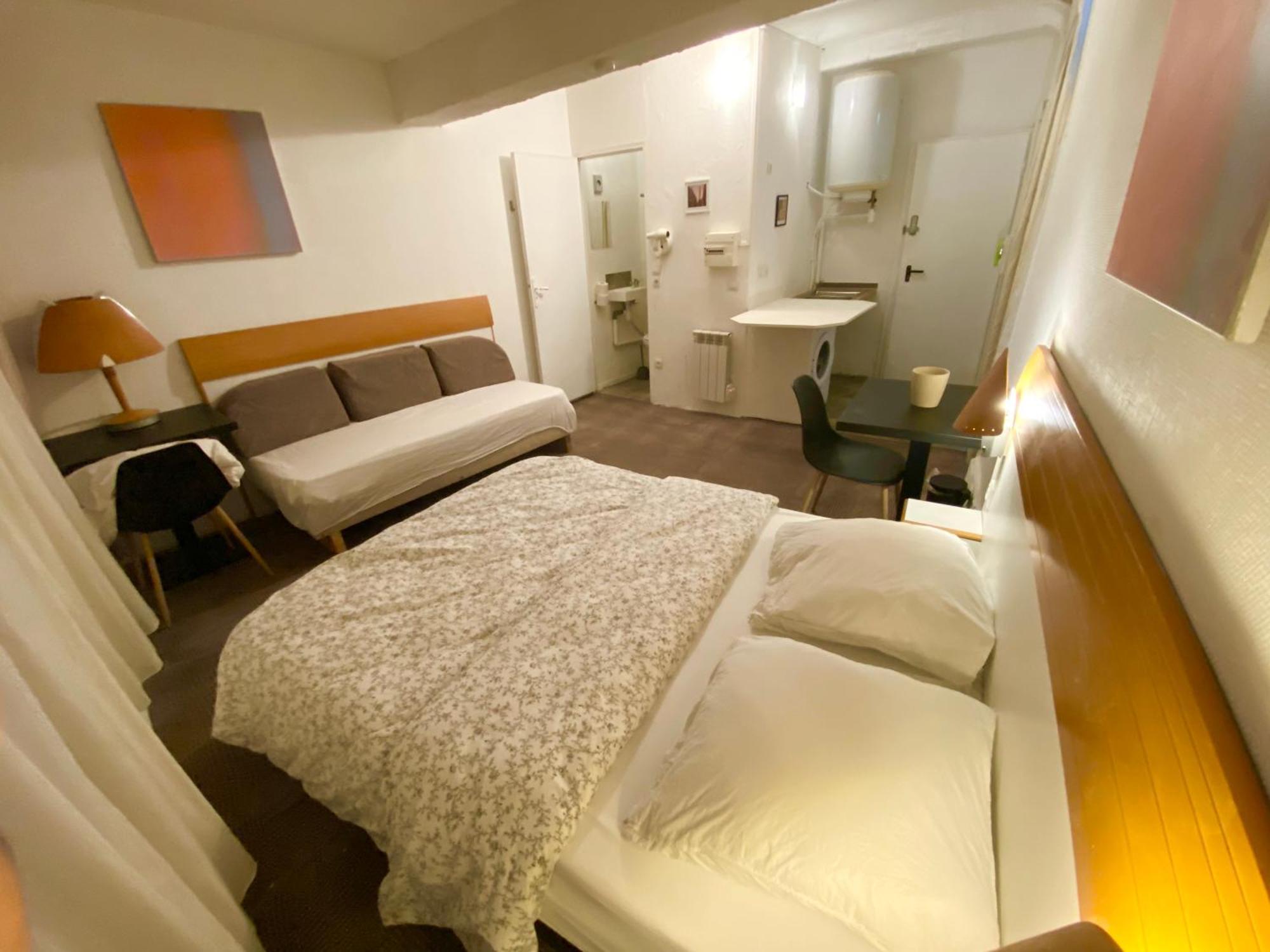 Chambres Zohra Centre Ville Decize Εξωτερικό φωτογραφία